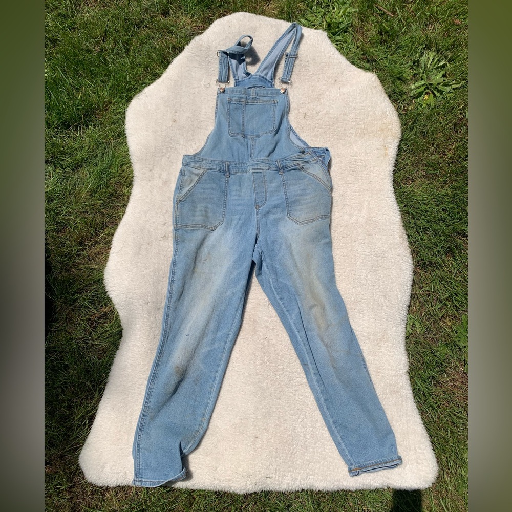 XL overalls